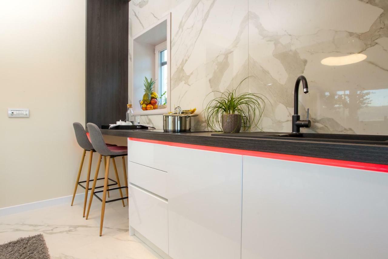 Apartmani Paklenica Noa Stari Grad Kültér fotó
